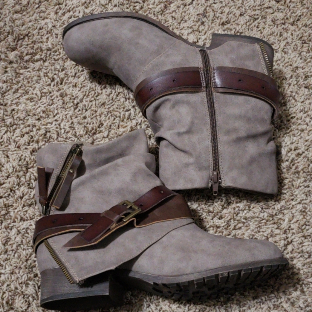 Boots. NWOT